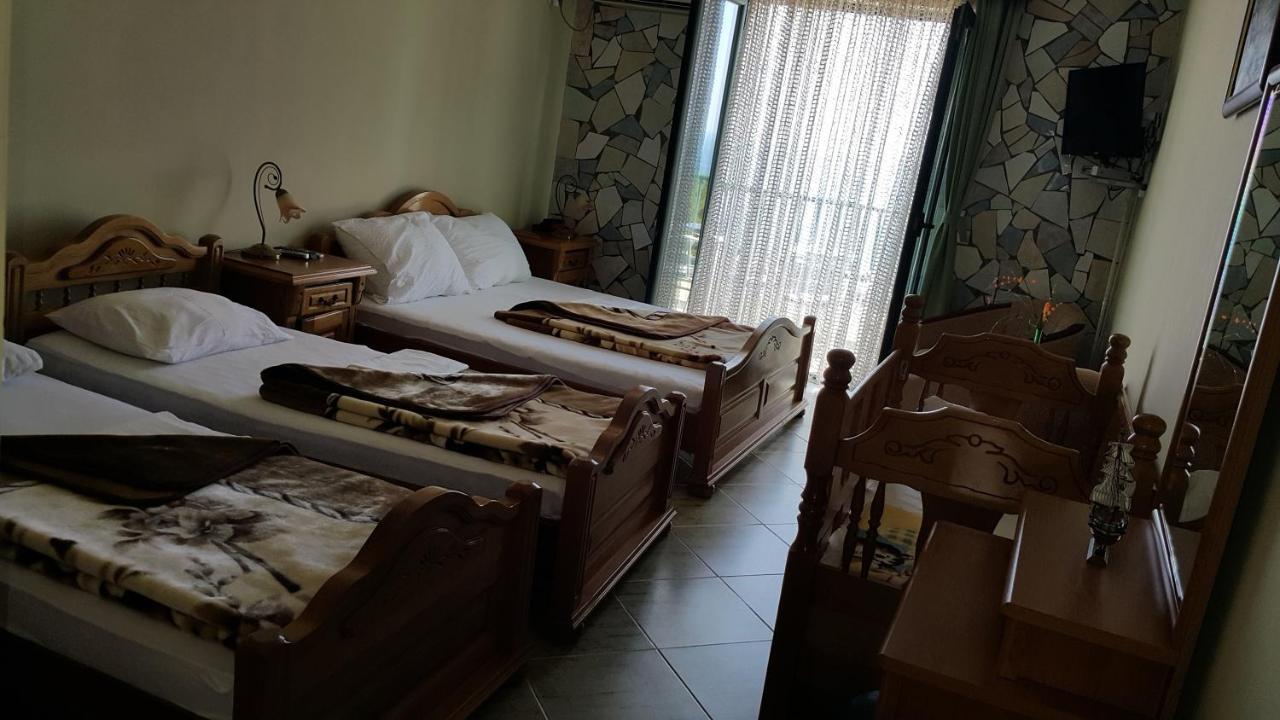 Apartmani Aida Ulcinj Ngoại thất bức ảnh
