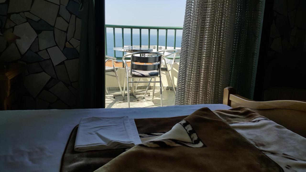 Apartmani Aida Ulcinj Ngoại thất bức ảnh