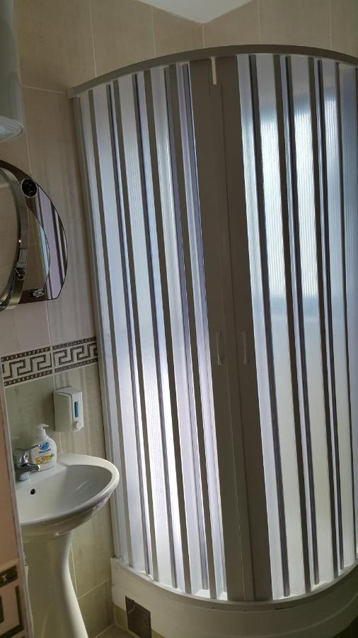 Apartmani Aida Ulcinj Ngoại thất bức ảnh